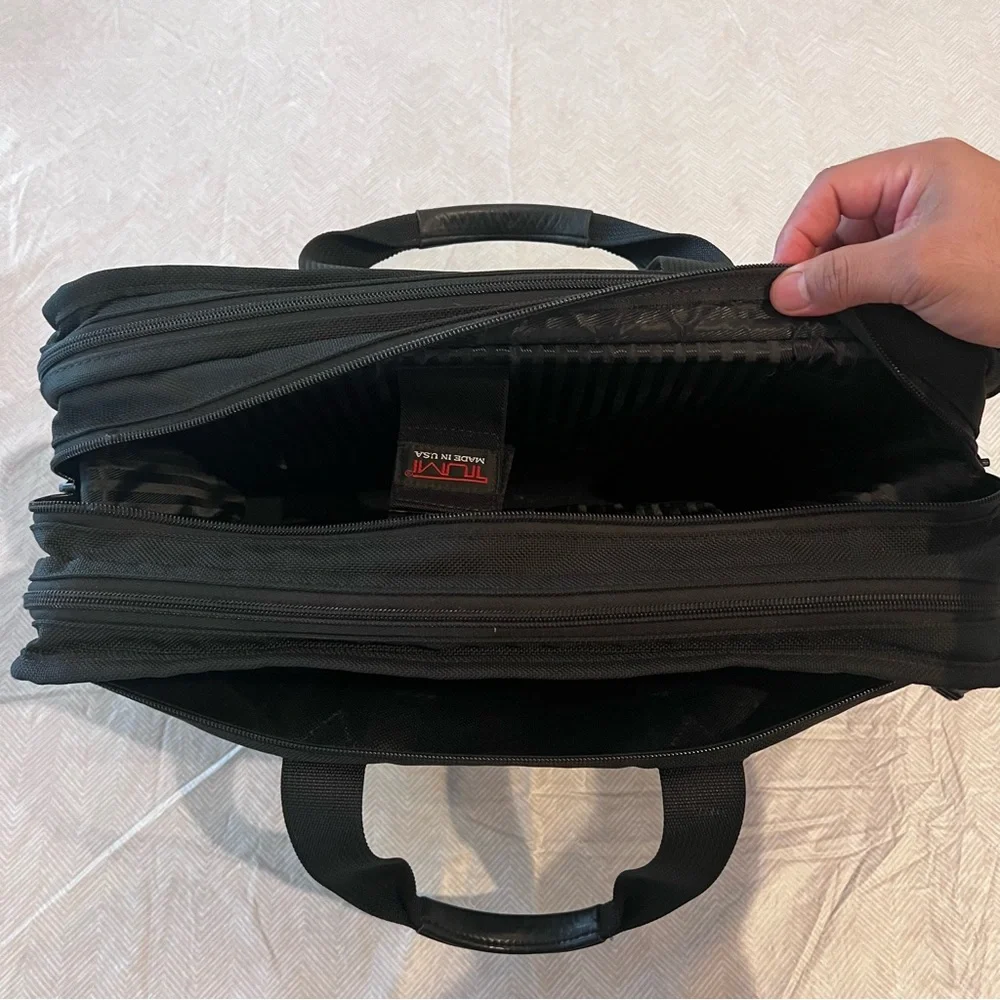 TUMI Alpha Ballistic Bag 2624D3 Organizer Laptop Brief Messenger Made In USA
